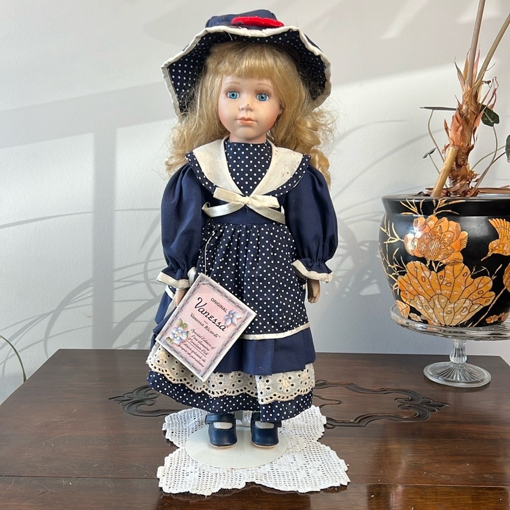 Vintage Vanessa Ricardi 17” Porcelain Doll Navy Cream Polka Dot Dress Stand inc